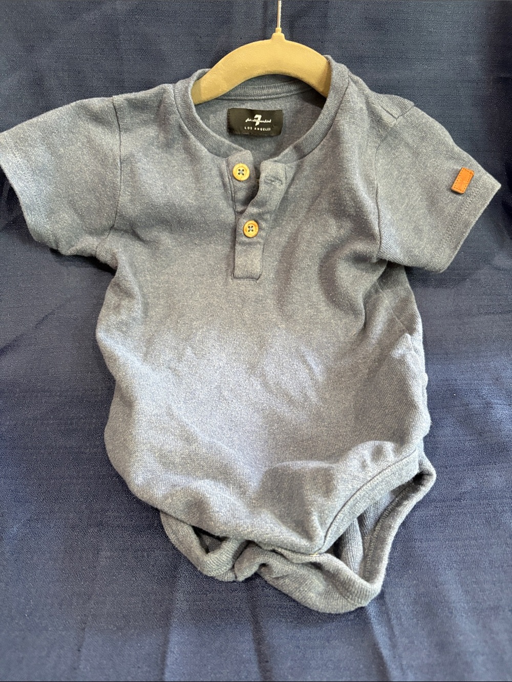 👶 7 For All Mankind Heather Blue Onesie • 24 Months